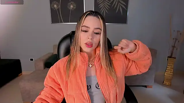 Snapshot of JuanitaClay chatting on February 27, 1:07 pm JuanitaClay online show from February 27, 1:07 pm