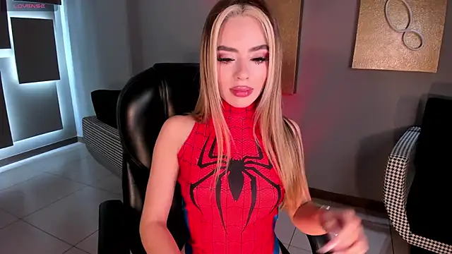 JuanitaClay online show from October 31, 12:35 pm