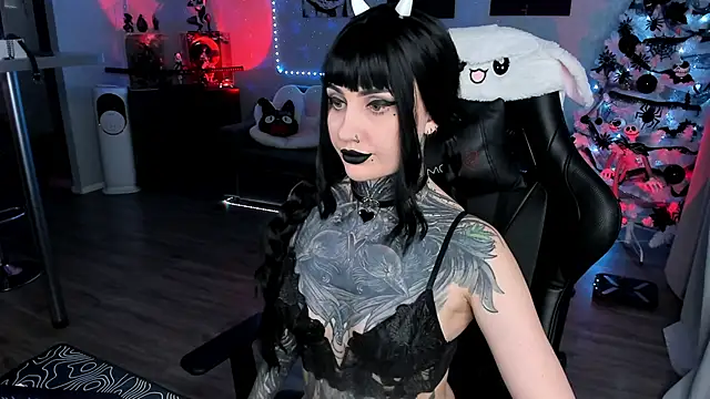 Snapshot of RachelQueen_ chatting on February 4, 2:21 pm RachelQueen online show from February 4, 2:21 pm