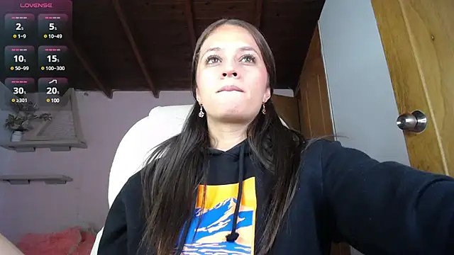 Snapshot of _juliana_rios chatting on February 28, 9:01 pm juliana rios online show from February 28, 9:01 pm