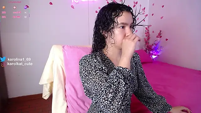 Snapshot of Karolina_1 chatting on September 26, 1:40 pm Karolina 1 online show from September 26, 1:40 pm