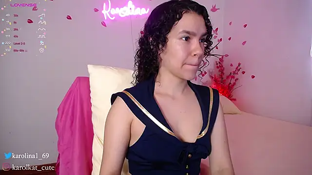 Snapshot of Karolina_1 chatting on February 7, 2:37 pm Karolina 1 online show from February 7, 2:37 pm