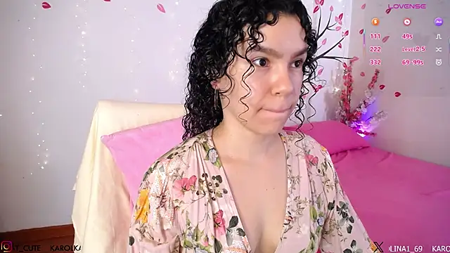Karolina 1 online show from April 20, 2:07 pm