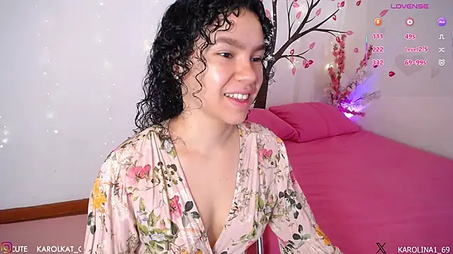 Karolina 1 online show from May 15, 1:53 pm