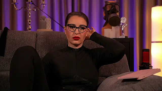 kelly kent online show from February 3, 10:54 pm