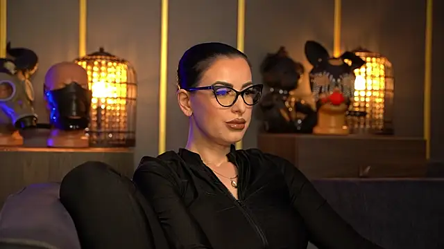 Snapshot of kelly_kent chatting on May 21, 10:51 pm kelly kent online show from May 21, 10:51 pm