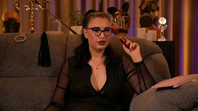 kelly kent online show from October 9, 10:32 pm