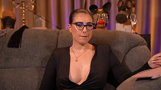 kelly kent online show from December 20, 12:02 am