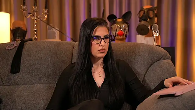 kelly kent online show from December 15, 10:59 pm