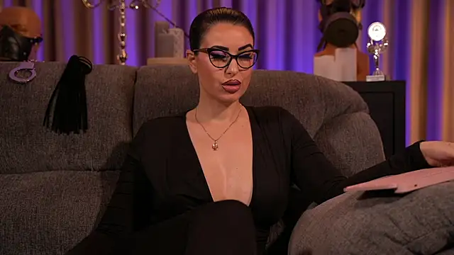 kelly kent online show from March 4, 12:18 am
