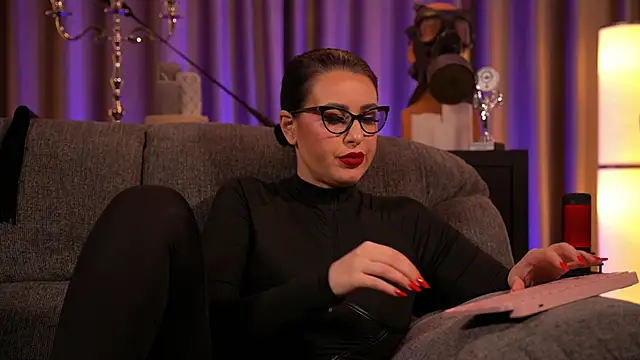 kelly kent online show from February 2, 2:59 am