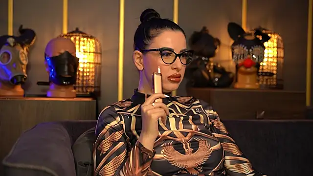 Snapshot of kelly_kent chatting on May 15, 9:35 pm kelly kent online show from May 15, 9:35 pm