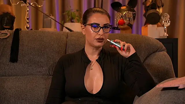 kelly kent online show from November 17, 12:47 am