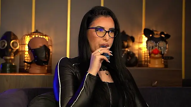 kelly kent online show from February 12, 11:04 pm