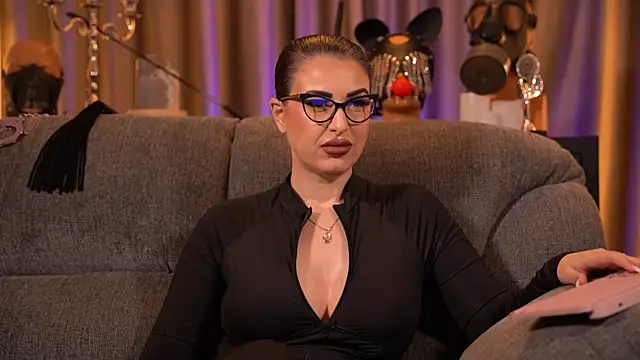 kelly kent online show from December 18, 11:41 pm