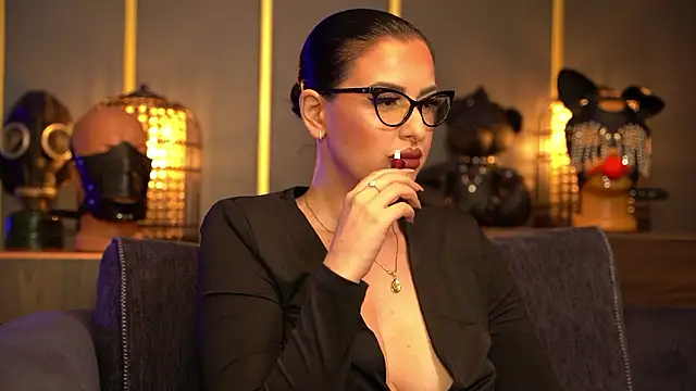 kelly kent online show from March 15, 8:38 pm