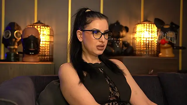 Snapshot of kelly_kent chatting on April 18, 7:58 pm kelly kent online show from April 18, 7:58 pm