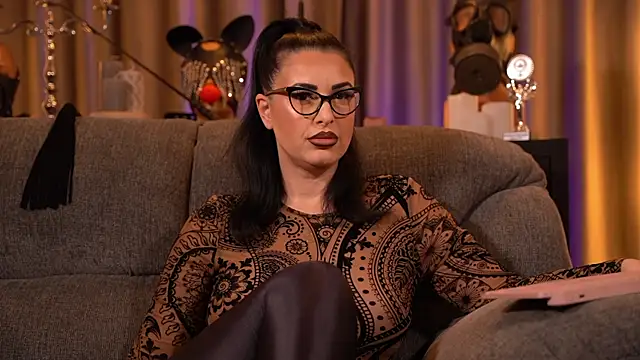 kelly kent online show from January 10, 2:12 pm