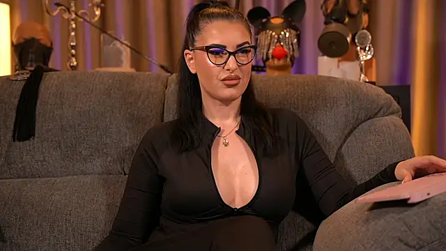 kelly kent online show from December 13, 10:27 pm