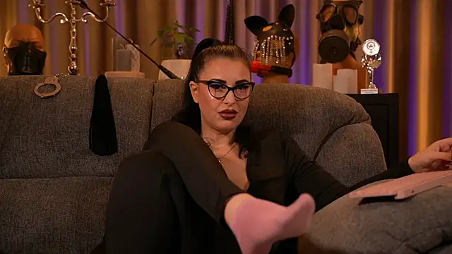 kelly kent online show from October 10, 9:59 pm