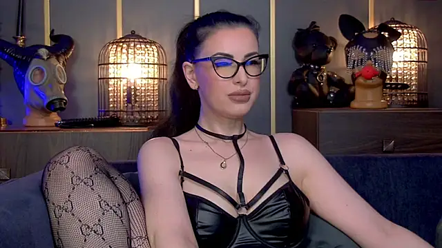Snapshot of kelly_kent chatting on May 25, 9:46 pm kelly kent online show from May 25, 9:46 pm