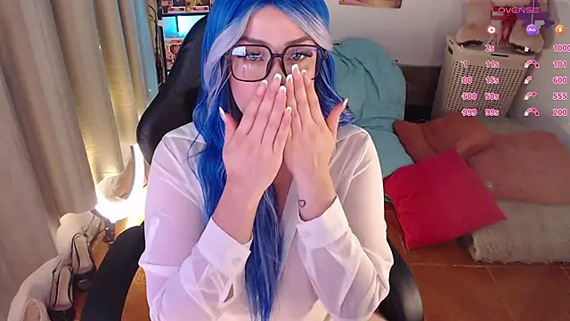 Emmy Ruiz online show from March 7, 3:13 am