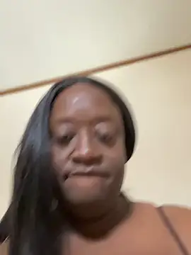 Katiefyi online show from April 12, 3:04 pm