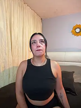 Freyja soh online show from July 4, 3:38 pm