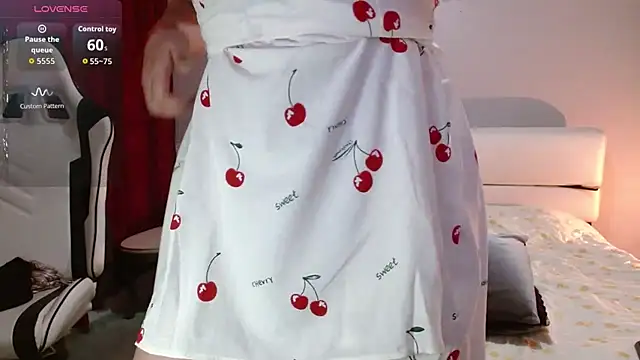 Freyja soh online show from December 2, 9:38 pm