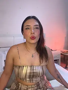 Snapshot of Freyja_soh chatting on February 14, 12:41 am Freyja soh online show from February 14, 12:41 am