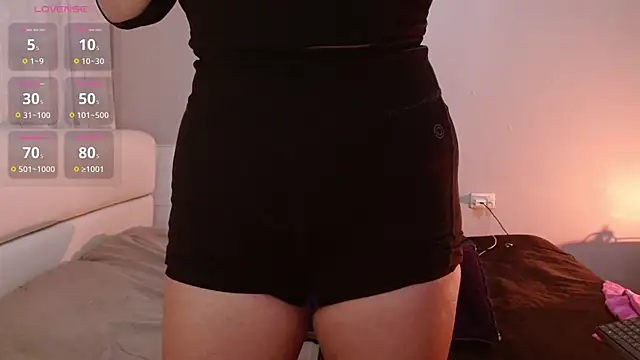 Snapshot of Freyja_soh chatting on October 14, 9:58 pm Freyja soh online show from October 14, 9:58 pm