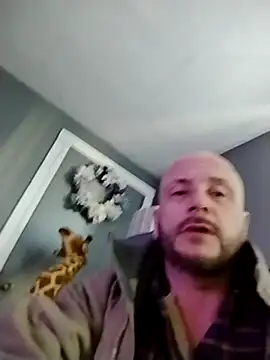 ShaneJames11 online show from February 2, 8:19 pm