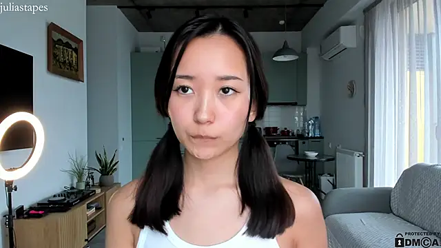 julias tapes online show from January 19, 12:17 pm