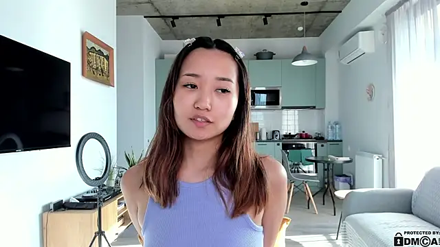 julias tapes online show from January 12, 9:51 am