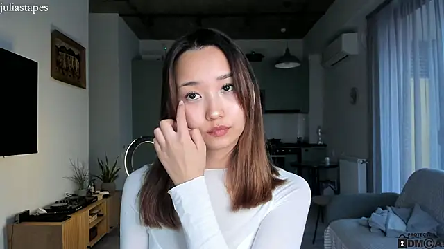 julias tapes online show from January 14, 1:49 pm