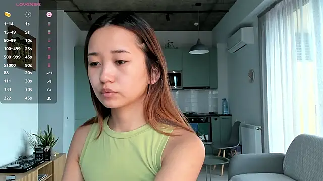 julias tapes online show from December 16, 8:31 am