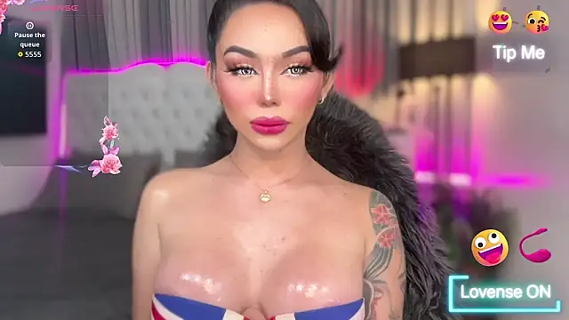 Snapshot of sassy_olivia chatting on September 28, 1:40 pm sassy olivia online show from September 28, 1:40 pm