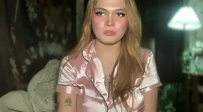 Claire Brooke online show from February 14, 7:33 pm