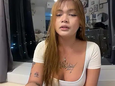 Claire Brooke online show from November 12, 12:53 pm