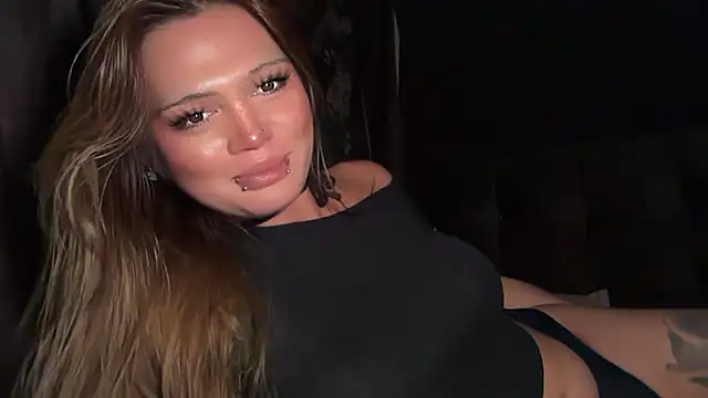 Claire Brooke online show from March 14, 8:59 pm