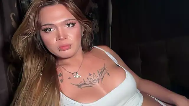 Claire Brooke online show from March 10, 6:12 pm