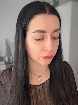 Snapshot of Emylia chatting on January 19, 1:01 pm Emylia online show from January 19, 1:01 pm