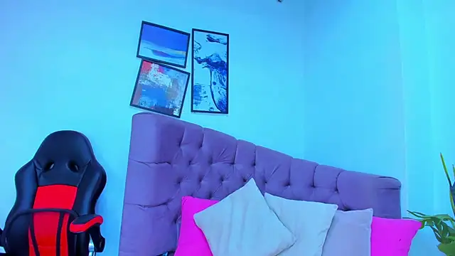 Gretta Queen online show from September 18, 6:22 pm