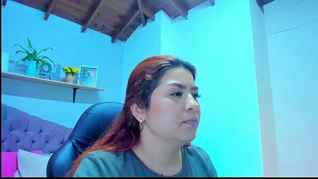 Gretta Queen online show from April 8, 6:31 pm