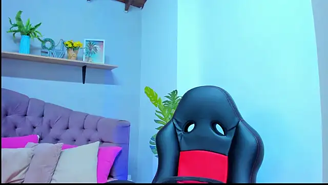 Gretta Queen online show from March 18, 6:20 pm