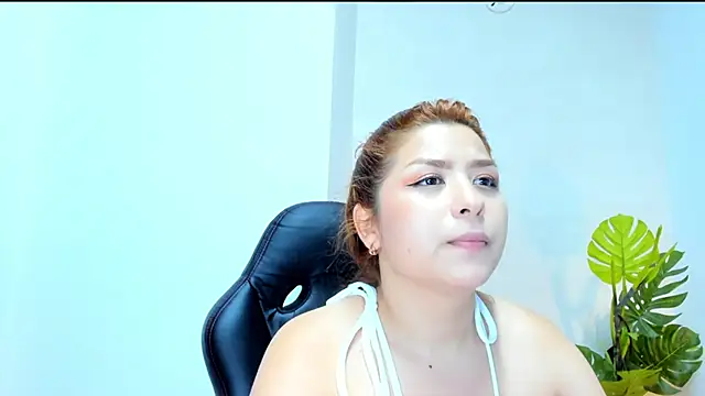 Snapshot of Gretta_Queen chatting on July 14, 8:15 pm Gretta Queen online show from July 14, 8:15 pm