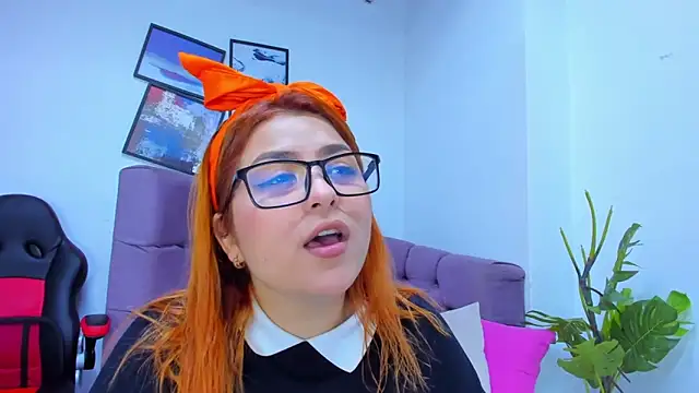 Gretta Queen online show from October 3, 4:19 pm