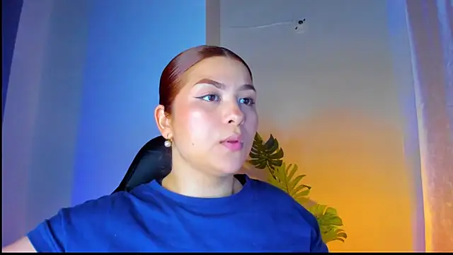 Gretta Queen online show from May 4, 6:33 pm