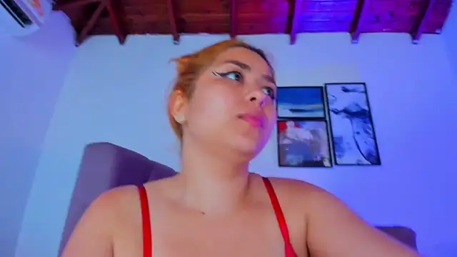 Gretta Queen online show from March 15, 1:30 am