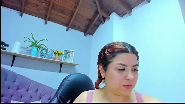 Gretta Queen online show from March 29, 5:03 pm